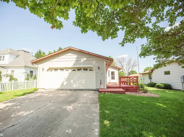 417 S Sample St, Algona, IA 50511