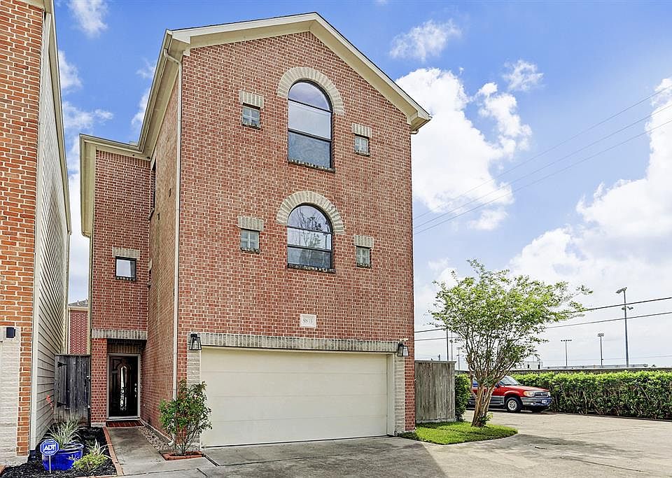 1st image of 9833 Madeline Alyssa Ct