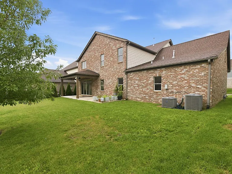 790 Fontwell Ln — Photo 45