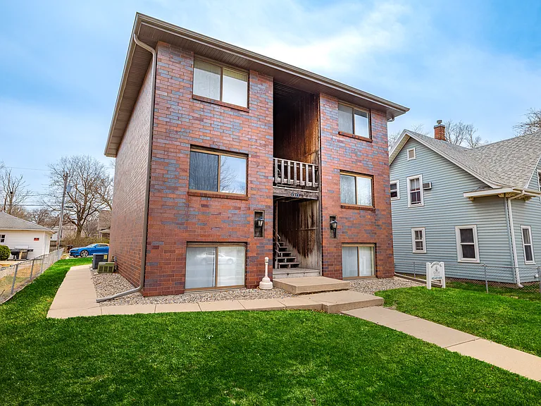 1311 Washington St #6 — Photo 21
