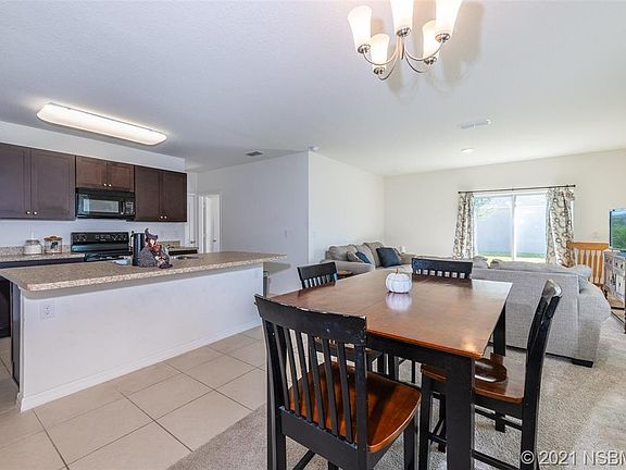 4th image of 403 Pink Coral Ln