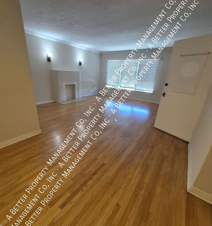 1st image of 17 Mira Mar Ave