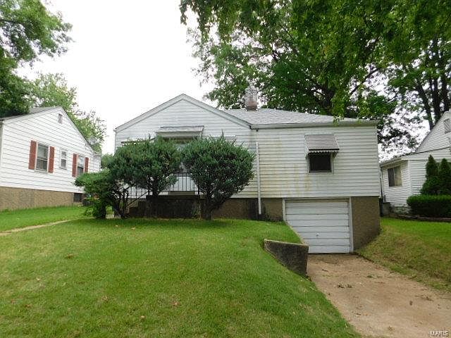 1st image of 2033 Coleridge Dr
