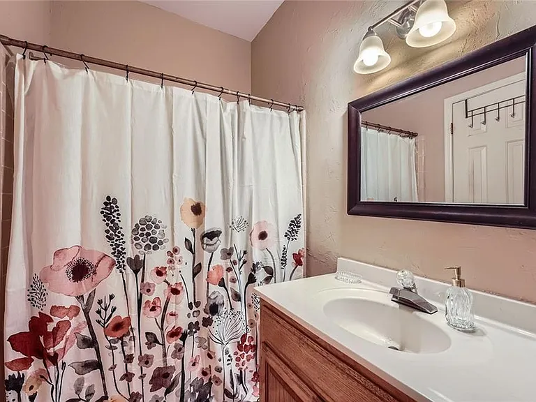 110 Boulder Dr — Photo 27