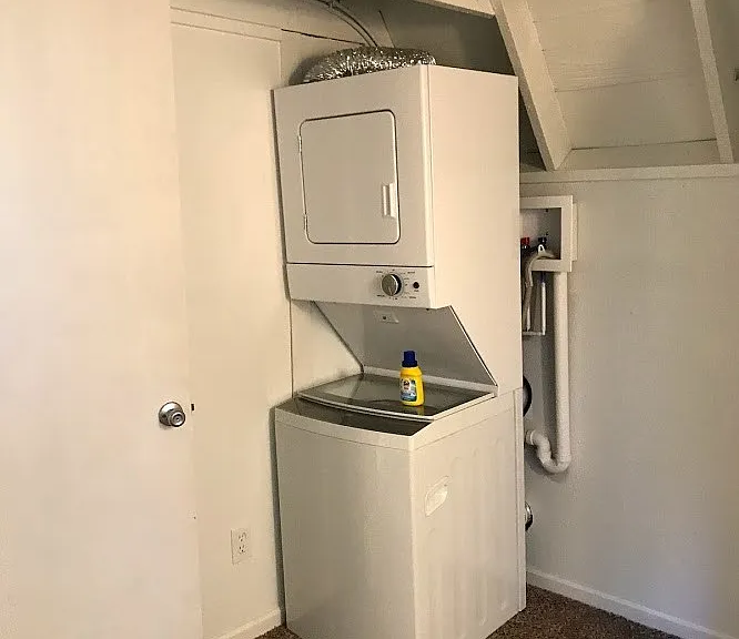 10761 I-70 Drive NE — Photo 10