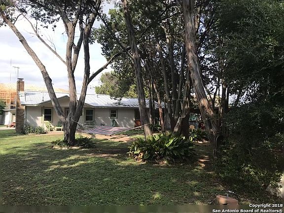5th image of 855 E Torrey St