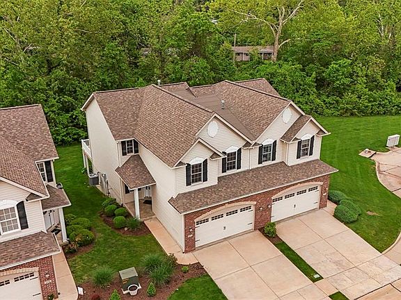 2nd image of 125 Carnoustie Ct