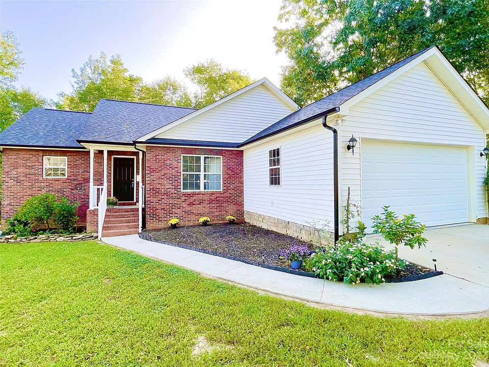 1st image of 1347 Copper Creek Ln