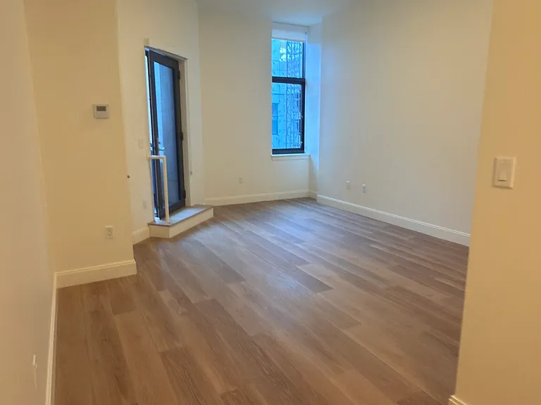 1077 Commonwealth Ave #244D — Photo 6