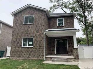 22740 Cleveland St, Dearborn, MI 48124