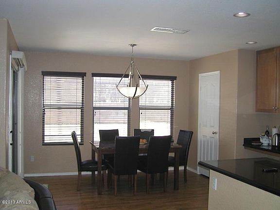 5th image of 503 E Beth Dr