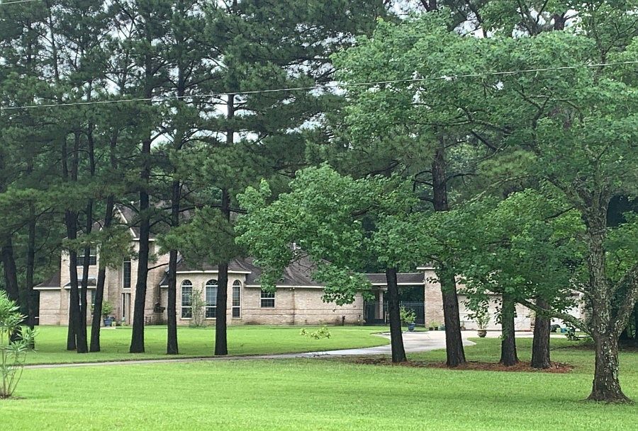 2nd image of 23993 Mossy Oaks Dr