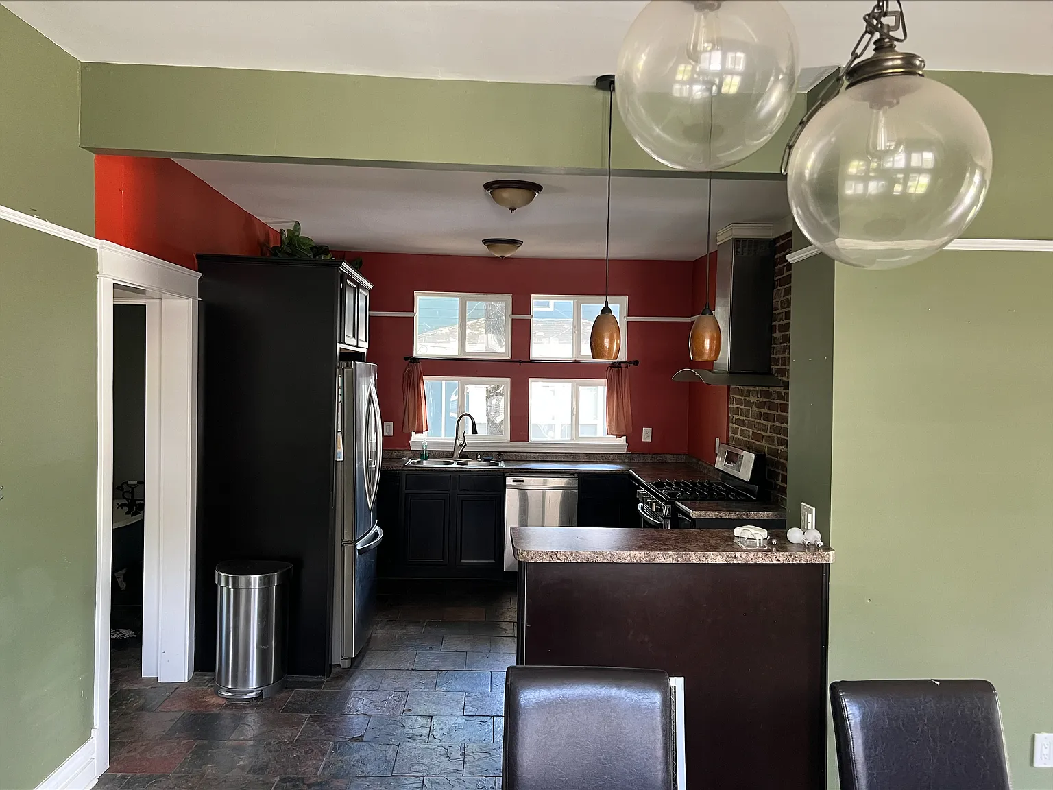 3 bed, 1750 sqft, $1,650 — Photo 3