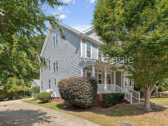 5th image of 208 Butterbiggins Ln