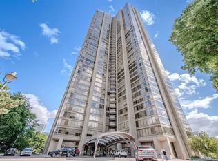 2045 Lake Shore Blvd W #1102, Toronto, ON M8V2Z6