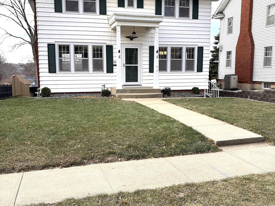 1st image of 3215 Pierce St