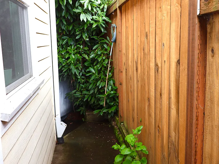 712 SE 42nd Ave — Photo 22