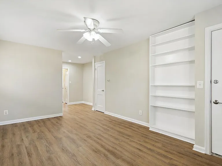 8505 Flower Ave — Photo 3
