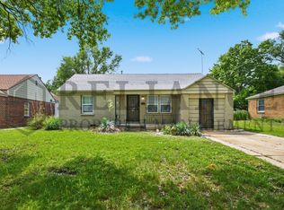 1607 N Terrace Dr, Wichita, KS 67208