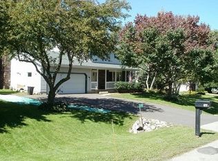 6297 Arrowhead Trl, Sun Prairie, WI 53590