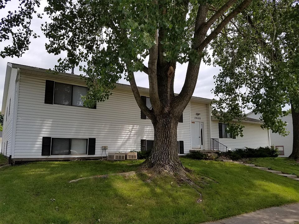 2nd image of 2405 W 4th St APT 4
