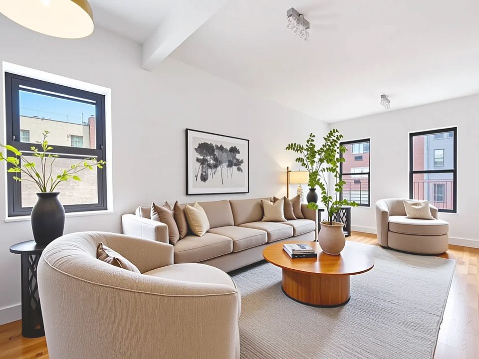 1st image of 168 Suffolk St APT 4B