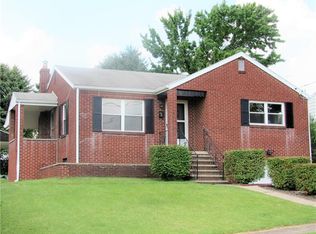 1215 10th Ave, Natrona Heights, PA