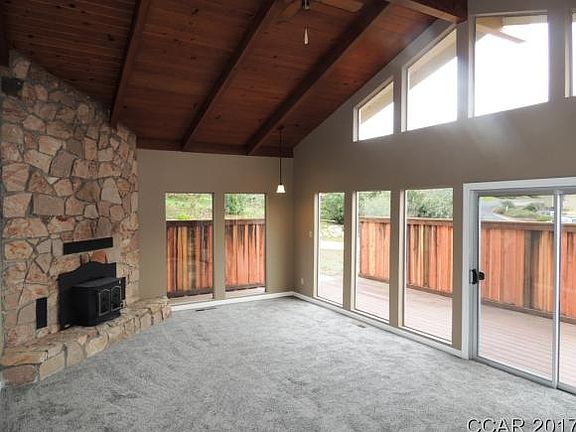 5th image of 1403 Oak Park Dr