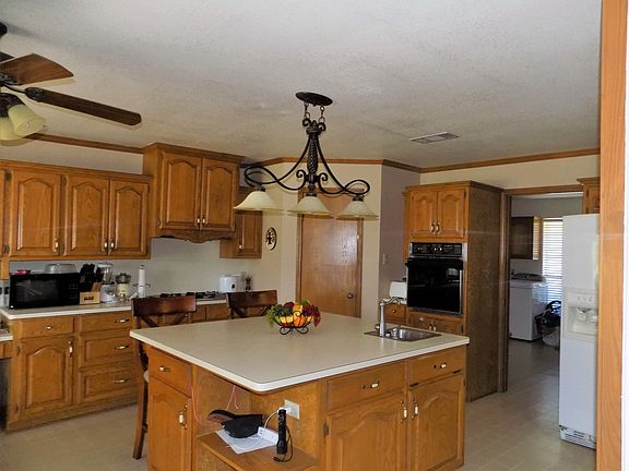 4th image of 8030 Holmes Rd