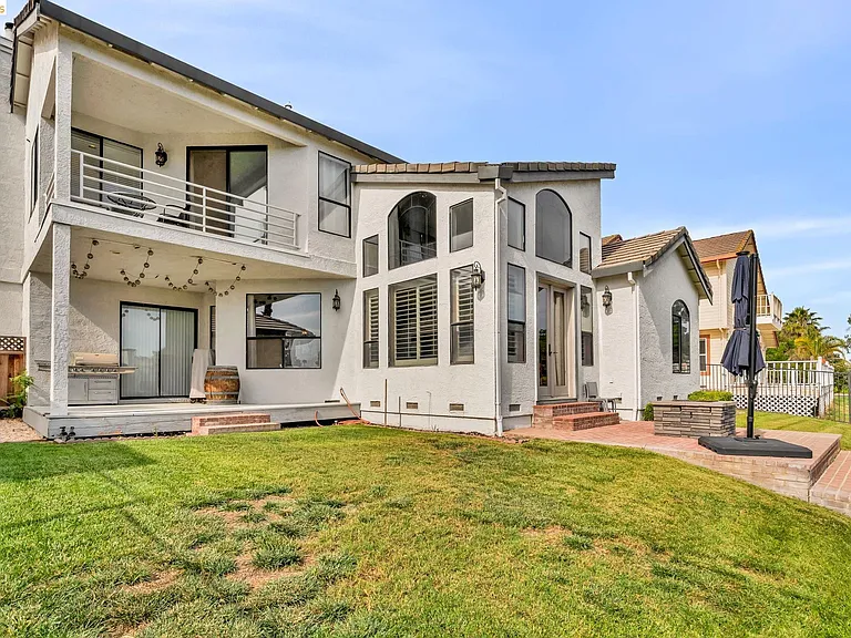 5640 Edgeview Dr — Photo 55