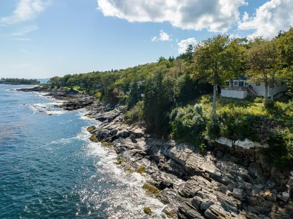 190 King Phillips Trail, Boothbay, ME 04544