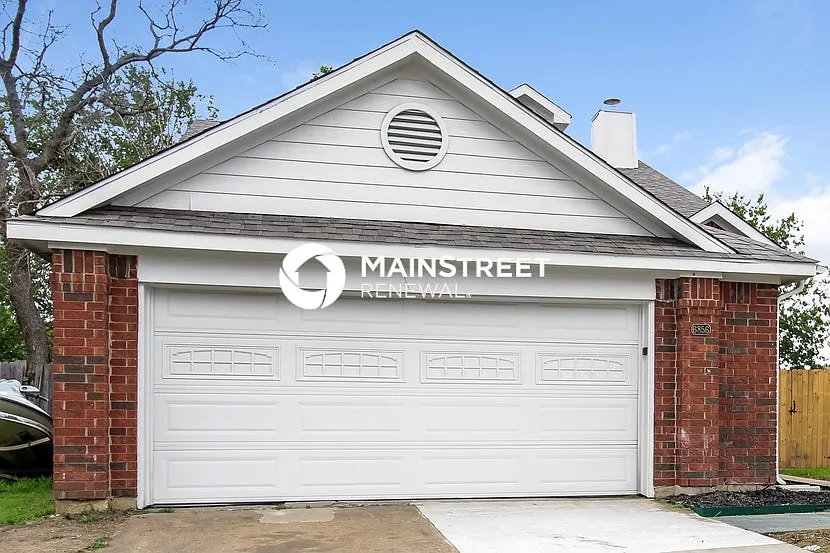 6856 Driffield Circle E — Photo 2