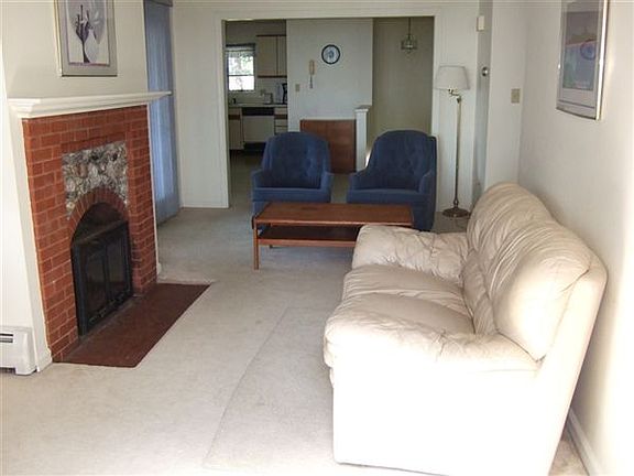 Living Room B side