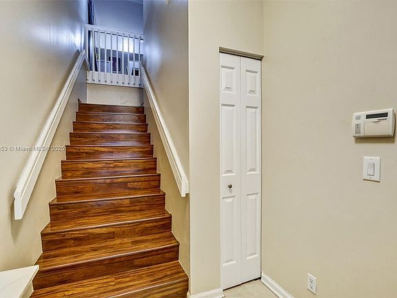 3rd image of 1002 NW 105th Ave #1002D121