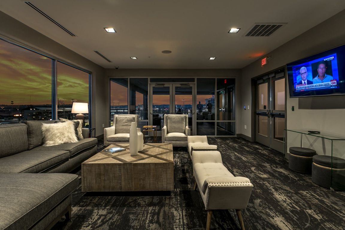 Rooftop Resident Lounge with Downtown View