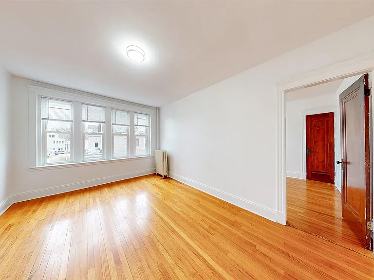 172 Maple St — Photo 15