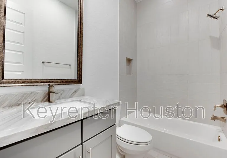 2928 Lamar St — Photo 26
