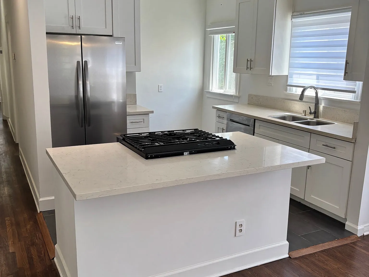 Charming 2BR 2Bath Unit in Prime Location | 754 1/2 N Croft Ave, Los Angeles — Photo 4