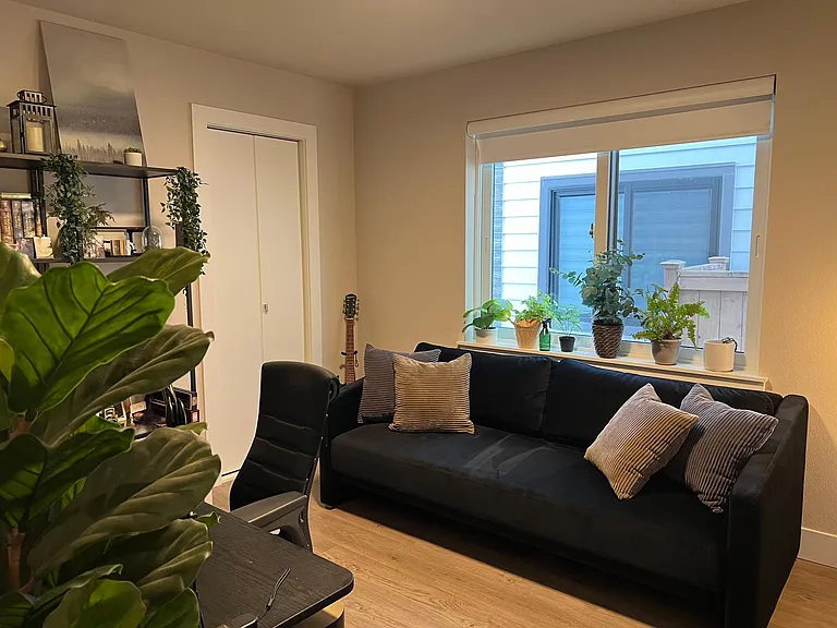 4179 SE 68th Ave — Photo 4