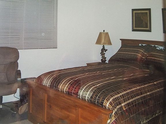 4th image of 80099 Peak Forest Dr