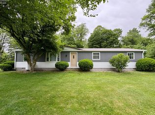 101 Pennington Dr, Sycamore, OH 44882