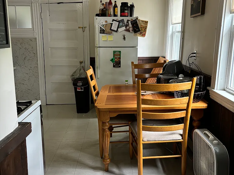 16 Maple St #3 — Photo 8