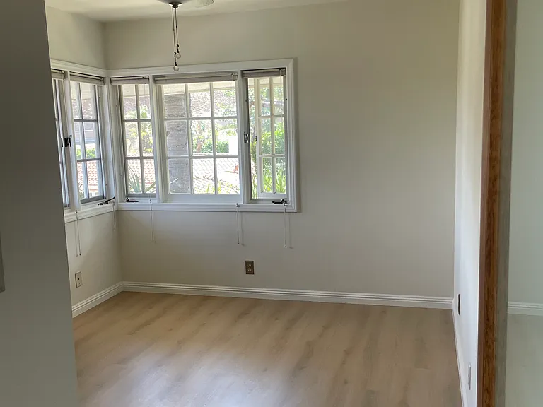 3755 Crownridge Dr — Photo 18