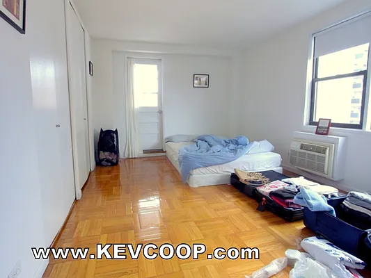 Rented by Earplay | media 33