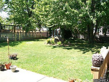 3rd image of 662 Cherry Valley Dr