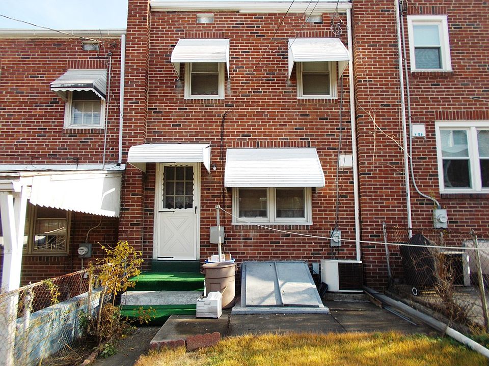 2nd image of 618 Green St