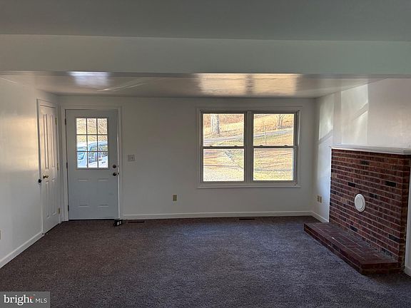 5th image of 85 Elementary Acres