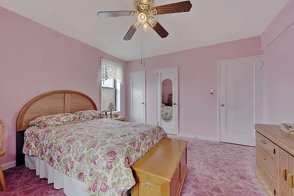 Sold by REMAX Elite | media 23