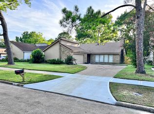 7647 Athlone Dr, Houston, TX 77088