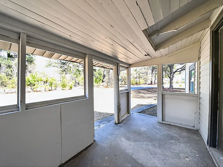 4205 Carroll Ave — Photo 30